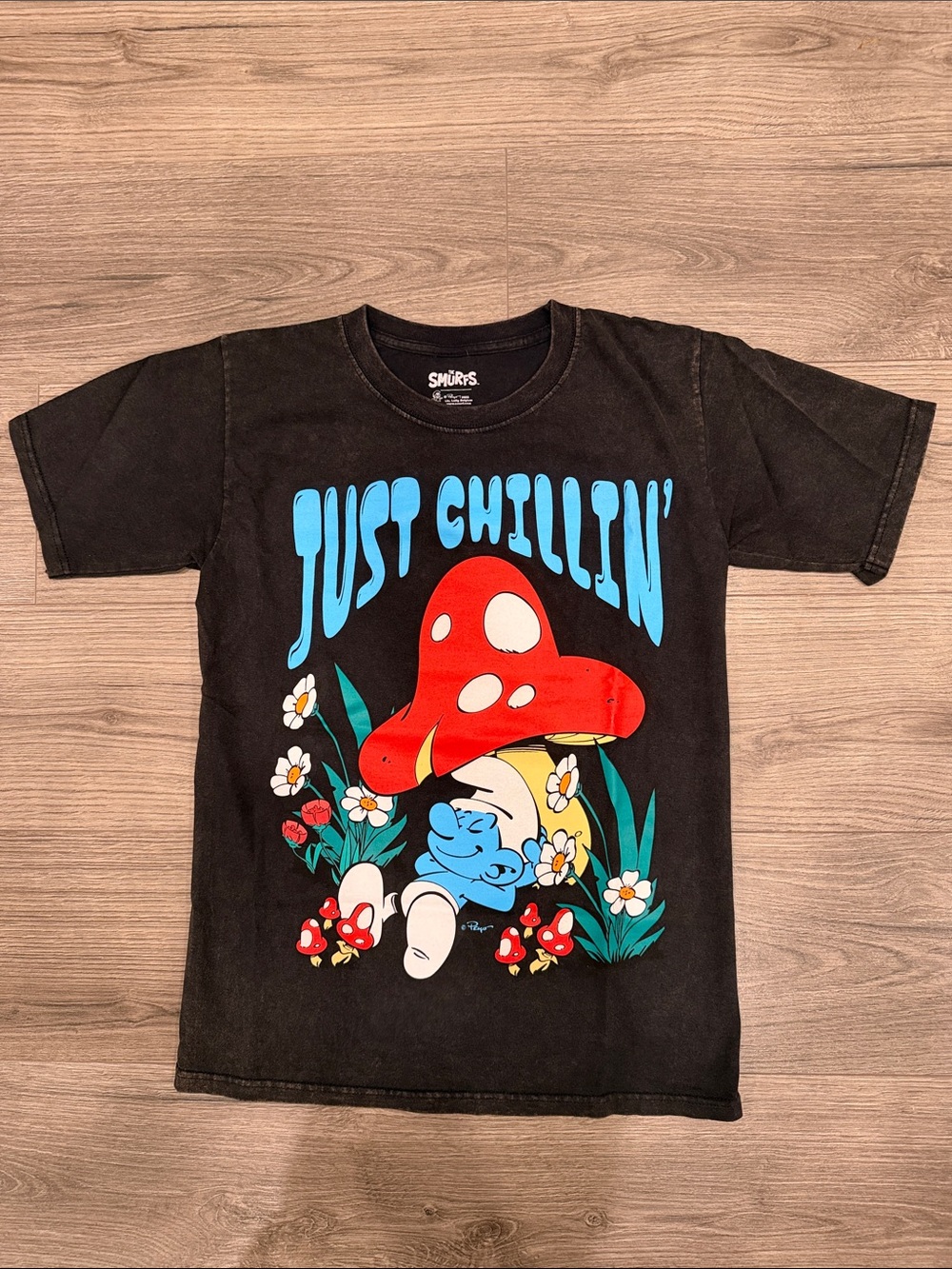 The Smurfs Just Chillin’ Distress Wash Men’s Size Small